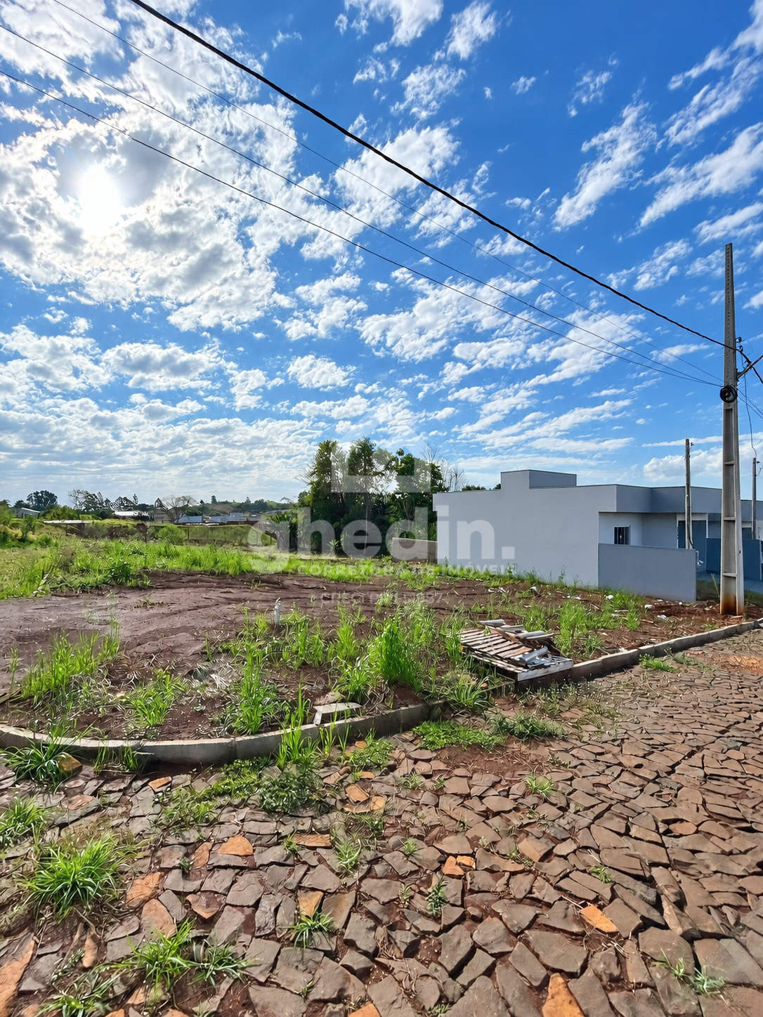 Terreno de Esquina – Lot. Fontana